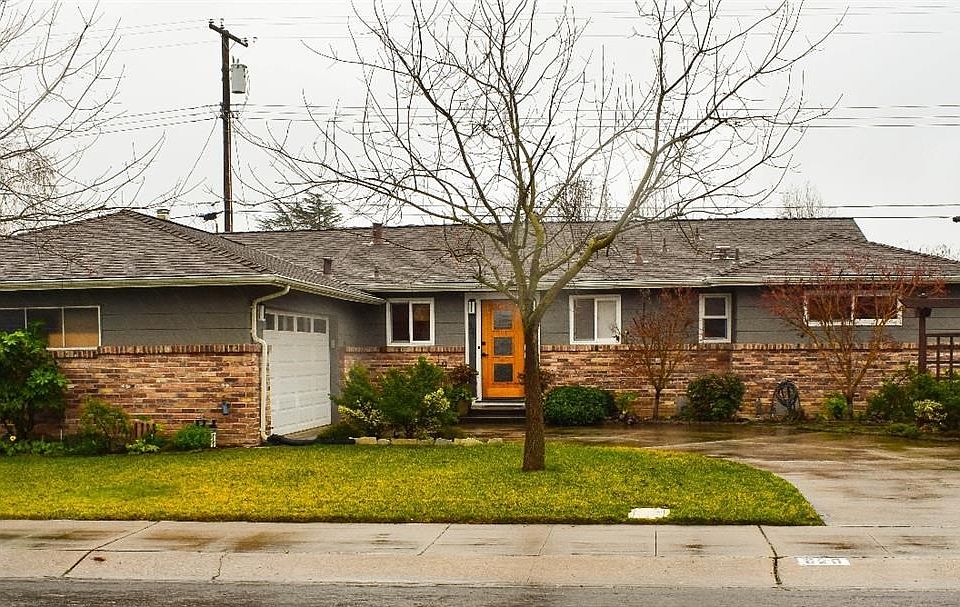 1st image of 920 Dianna Dr