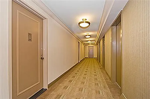 Sold by Manhattan Living | media 13