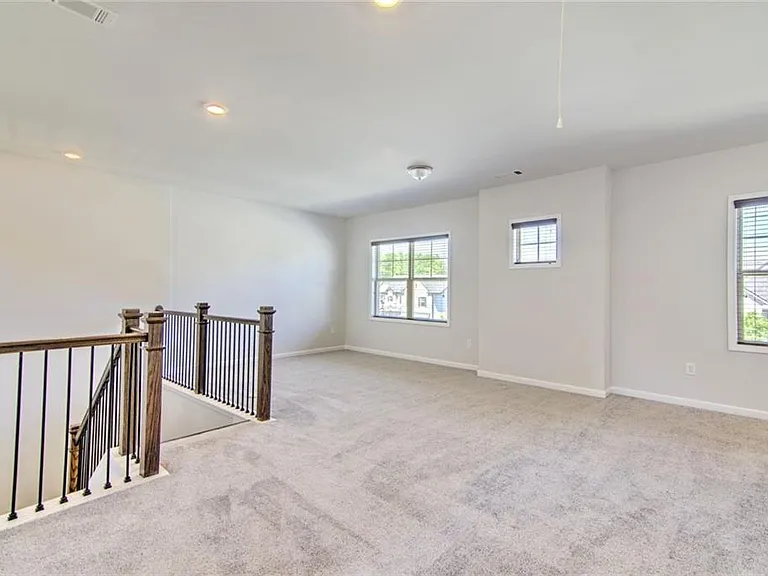 7107 Branch Creek Cv — Photo 29