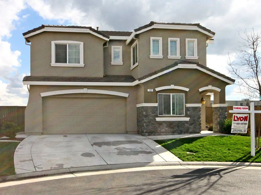 5418 Roe Ct photo 1