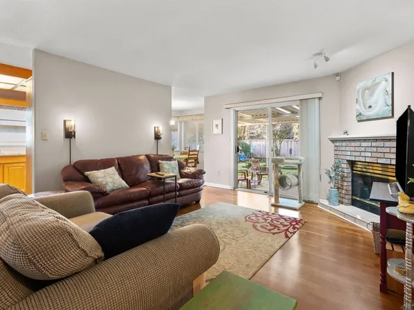 16328 108a Ave, Surrey, BC V4N 1N8