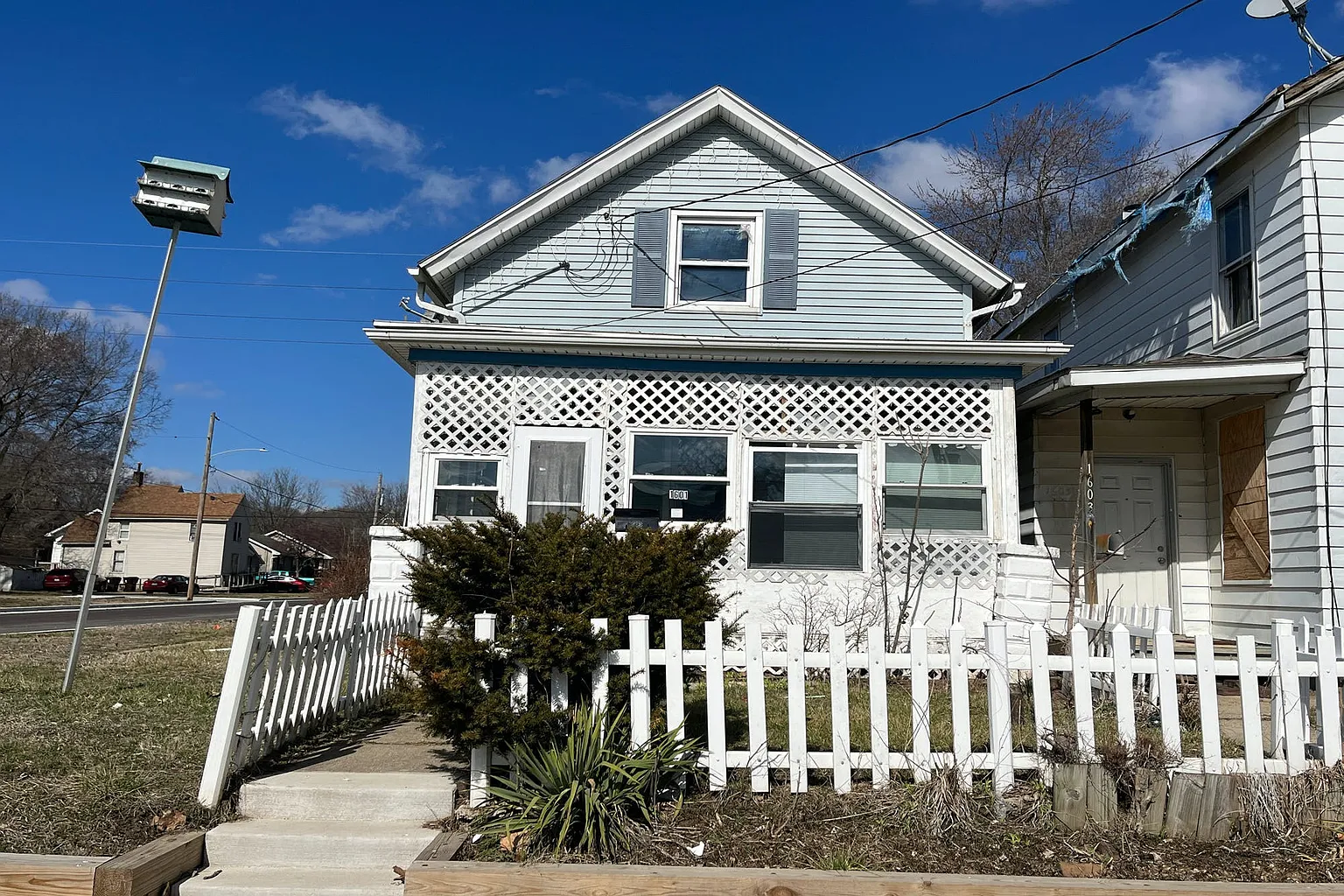 1601 NE Jefferson Ave photo 1