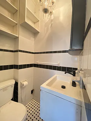 Rented by MySpaceNYC | media 8