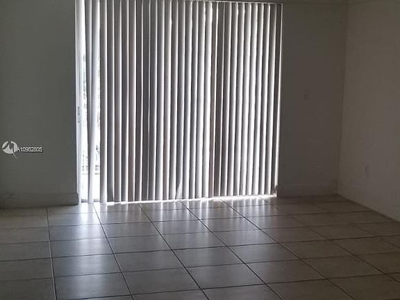 4th image of 6950 Miami Gardens Dr APT 2-208
