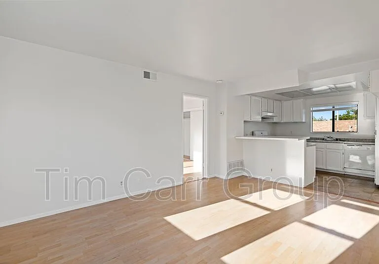 231 Cabrillo St #B — Photo 4