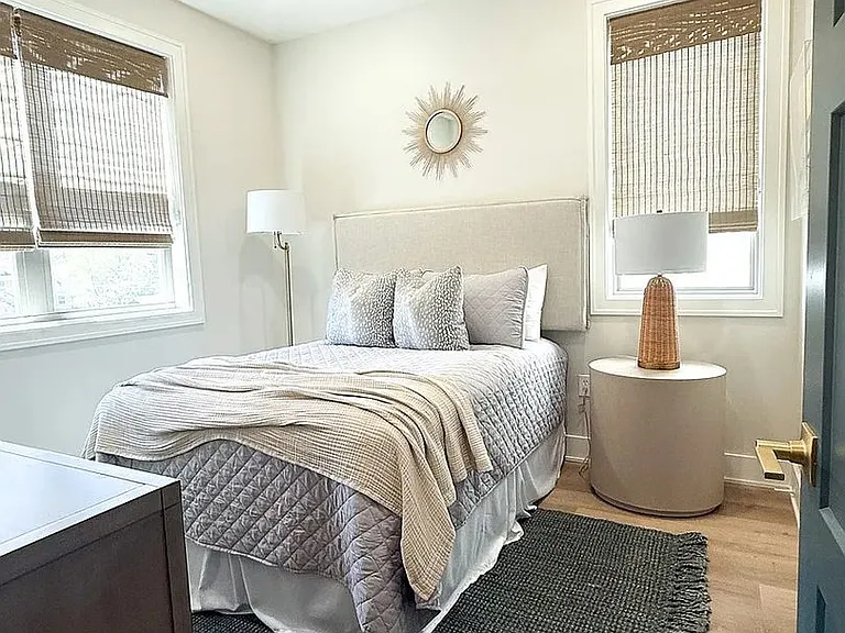 211 N Poplar St #211 — Photo 2