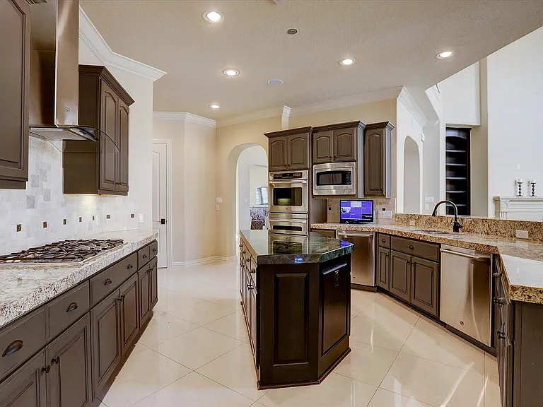 14202 Teal Cove Ln — Photo 18