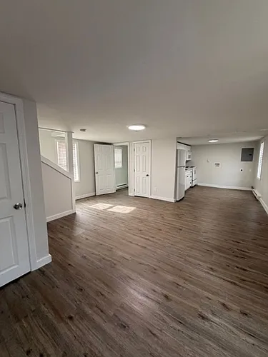 9 Rochester St Photo 1