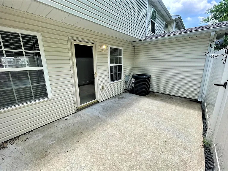 3164 Prater Ct — Photo 19