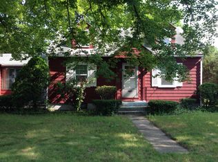 57 Frontenac St, Chicopee, MA 01020