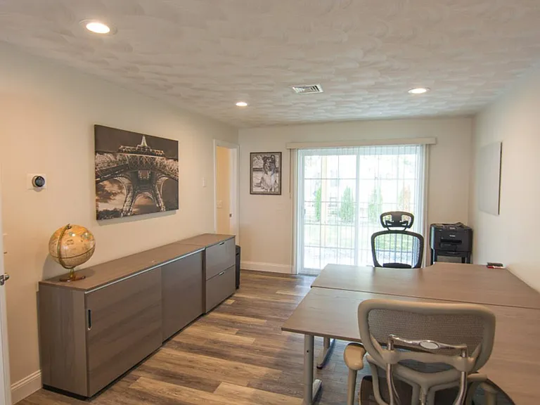 12 Bicknell Ave — Photo 7