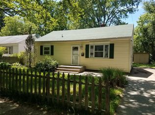 1401 Eastern Pl NE, Grand Rapids, MI 49505