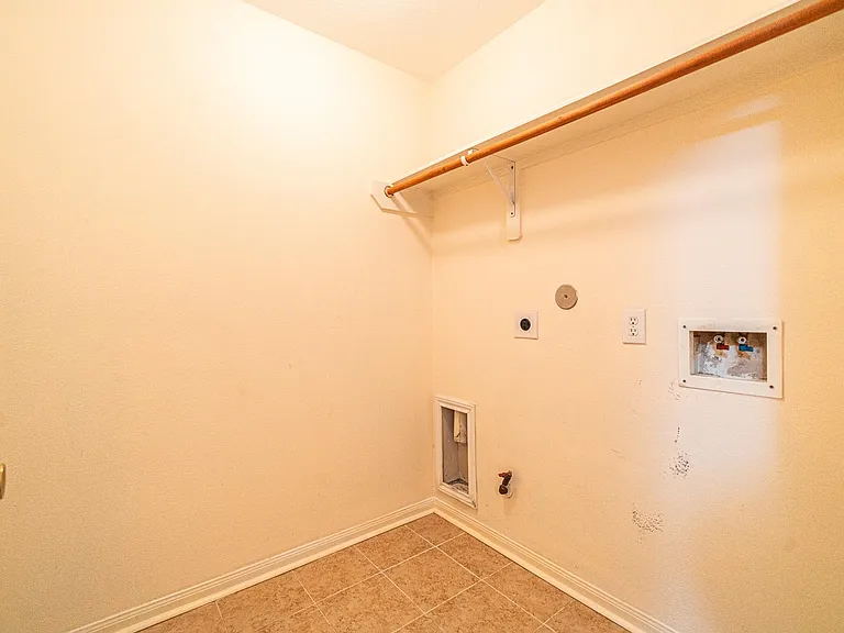 19538 Narcissus Brook Ln — Photo 20