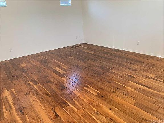 3rd image of 5019 Glenwood Ave
