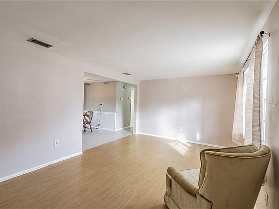 3rd image of 3049 Palamore Dr