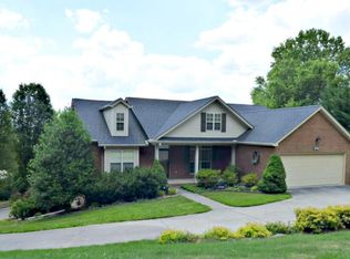 1627 Cordell Hull Dr, Morristown, TN 37814