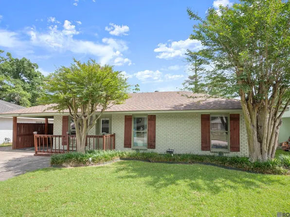 109 Oak St, Denham Springs, LA 70726