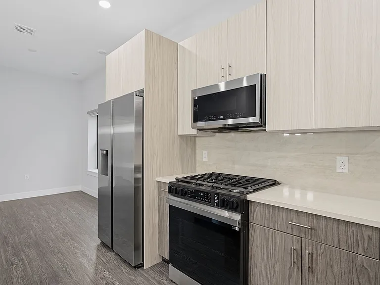 6114 Jackson St #1 — Photo 8