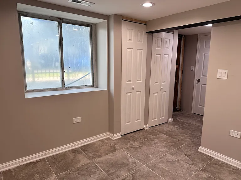 2908 W 38th Pl #BASEMENT — Photo 4