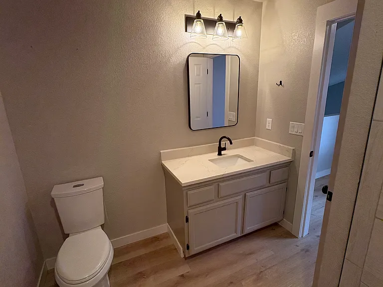 104 Crabapple Dr — Photo 10