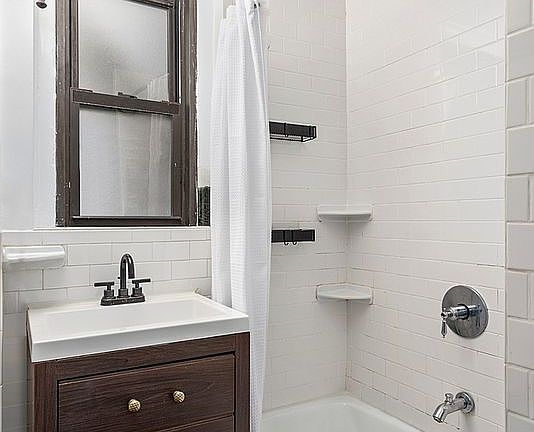 5th image of 12 E 97th St #3J