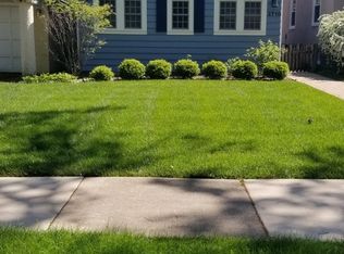 2710 Isabella St, Evanston, IL