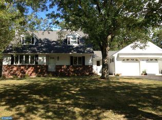 60 Burrs Mill Rd, Southampton, NJ 08088