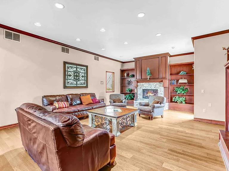 3927 Nobel Dr #61 — Photo 16