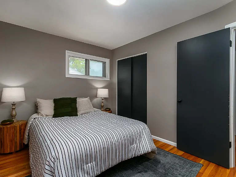 5685 Parchester Dr — Photo 20