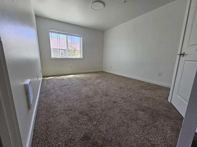 2249 N Airport Rd — Photo 22