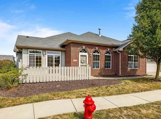 7113 Southlake Knoll Dr, Fort Wayne, IN 46815