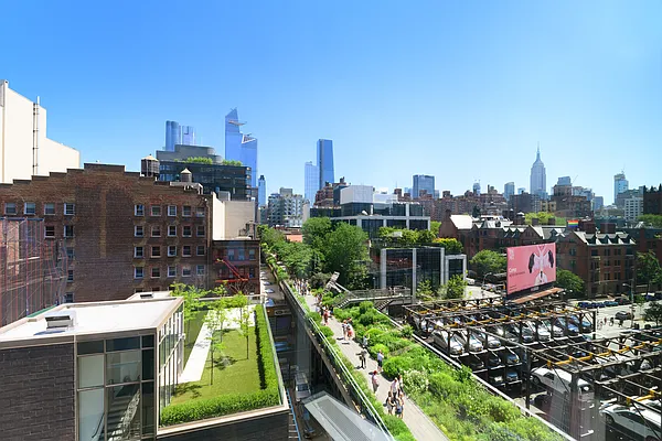 Sold by Douglas Elliman | media 27