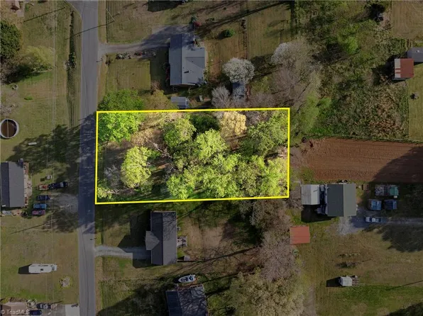 0 Elmwood St, Trinity, NC 27370