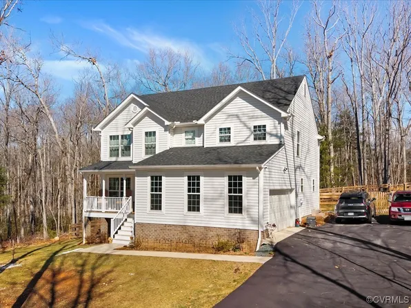 1205 Pine Crest Dr, Troy, VA 22974