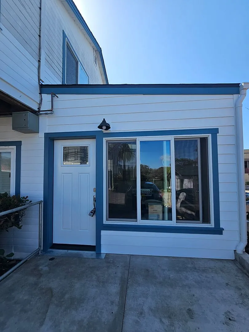 0321 1027 & 1029 Walnut St — Photo 1