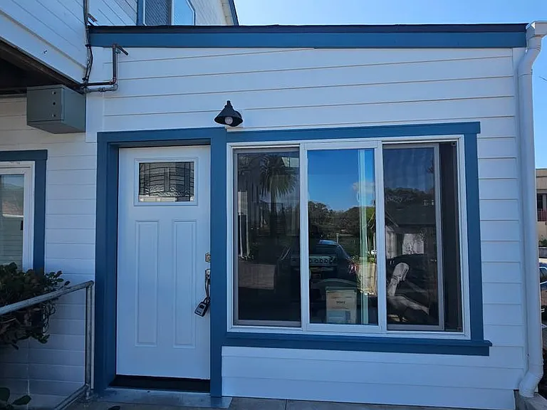 1027 & 1029 Walnut St — Photo 1