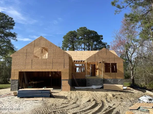 1024 Yacht Court, New Bern, NC 28560