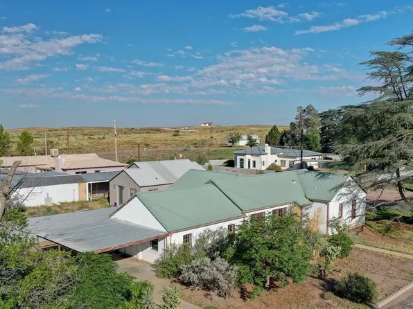 417 N Mesa St, Marfa, TX 79843