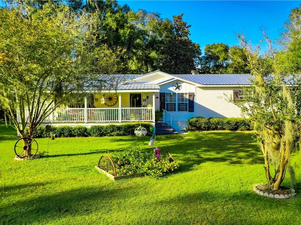 48 Felton Lake Rd, Waynesville, GA 31566