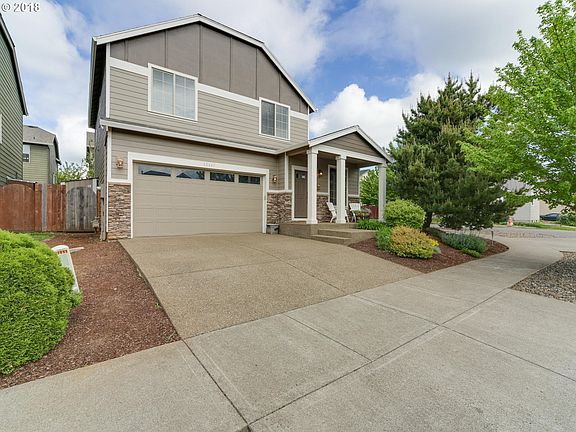 3rd image of 12647 Villard Pl