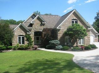 125 Deertrail Ln, Rocky Top, TN 37769