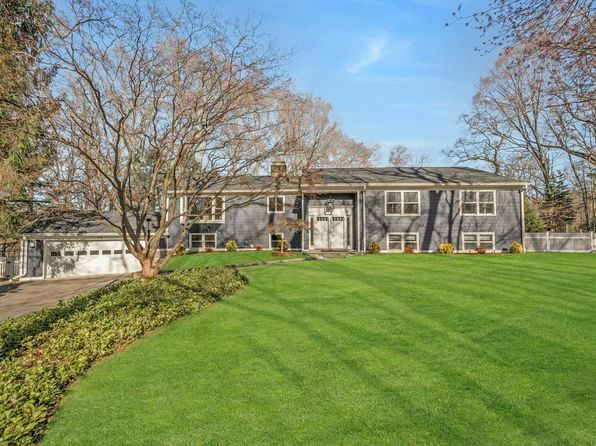 53 Pinnacle Rock Rd, Stamford, CT 06903