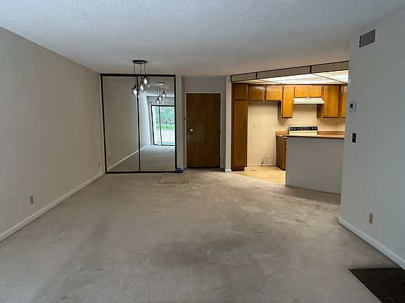 4th image of 4260 Via Arbolada Unit 230