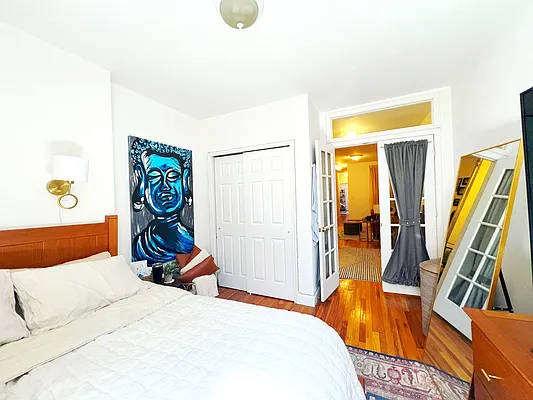 Rented by Corcoran | media 23