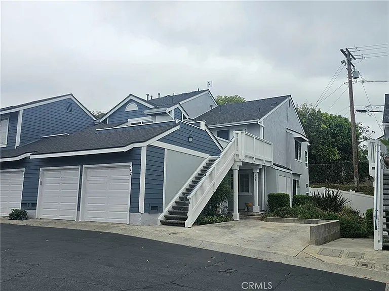 536 Stone Harbor Cir #CI32 — Photo 1