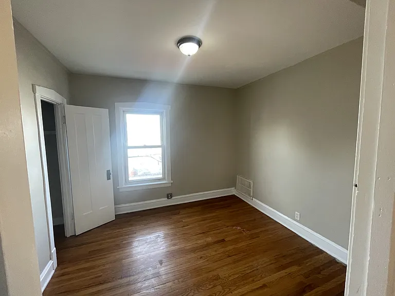2-1311 N Keeler Ave #2 — Photo 4