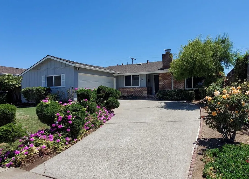 1692 Noreen Dr