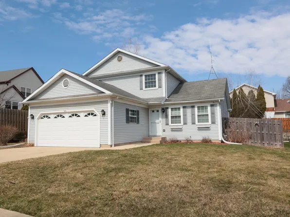 1210 Downing Dr, Hoffman Estates, IL 60192