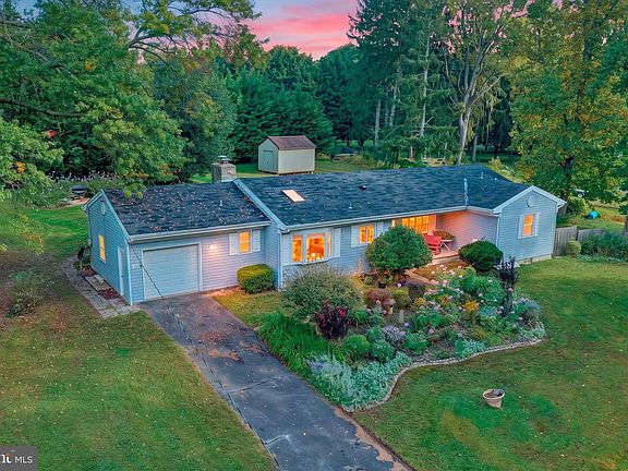 3rd image of 23 Possum Hollow Rd