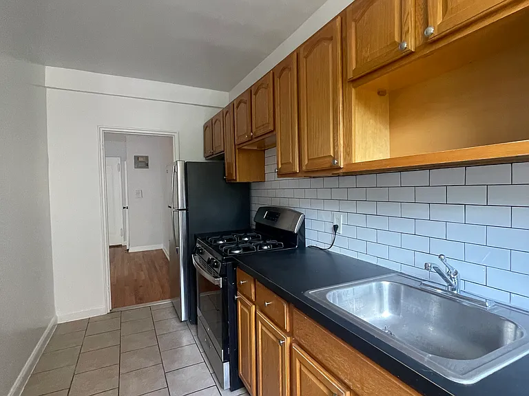 6227 Broadway #6B — Photo 2